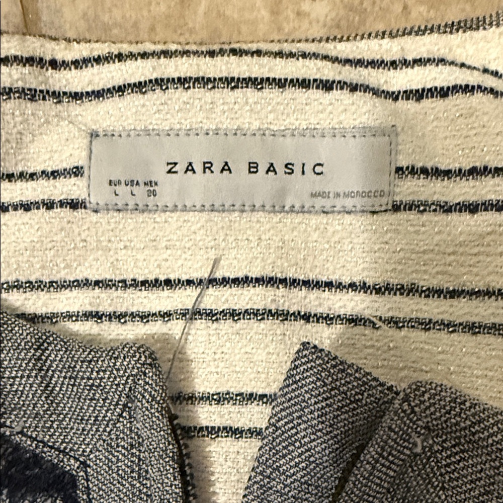 Zara Jacket with Navy Accents - Picture 4 of 8